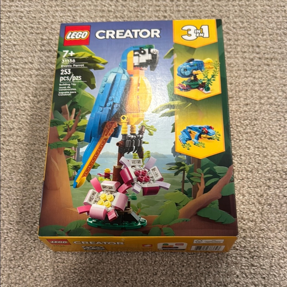 Lego Creator 31136 Blue and Yellow Building Sets & Blocks